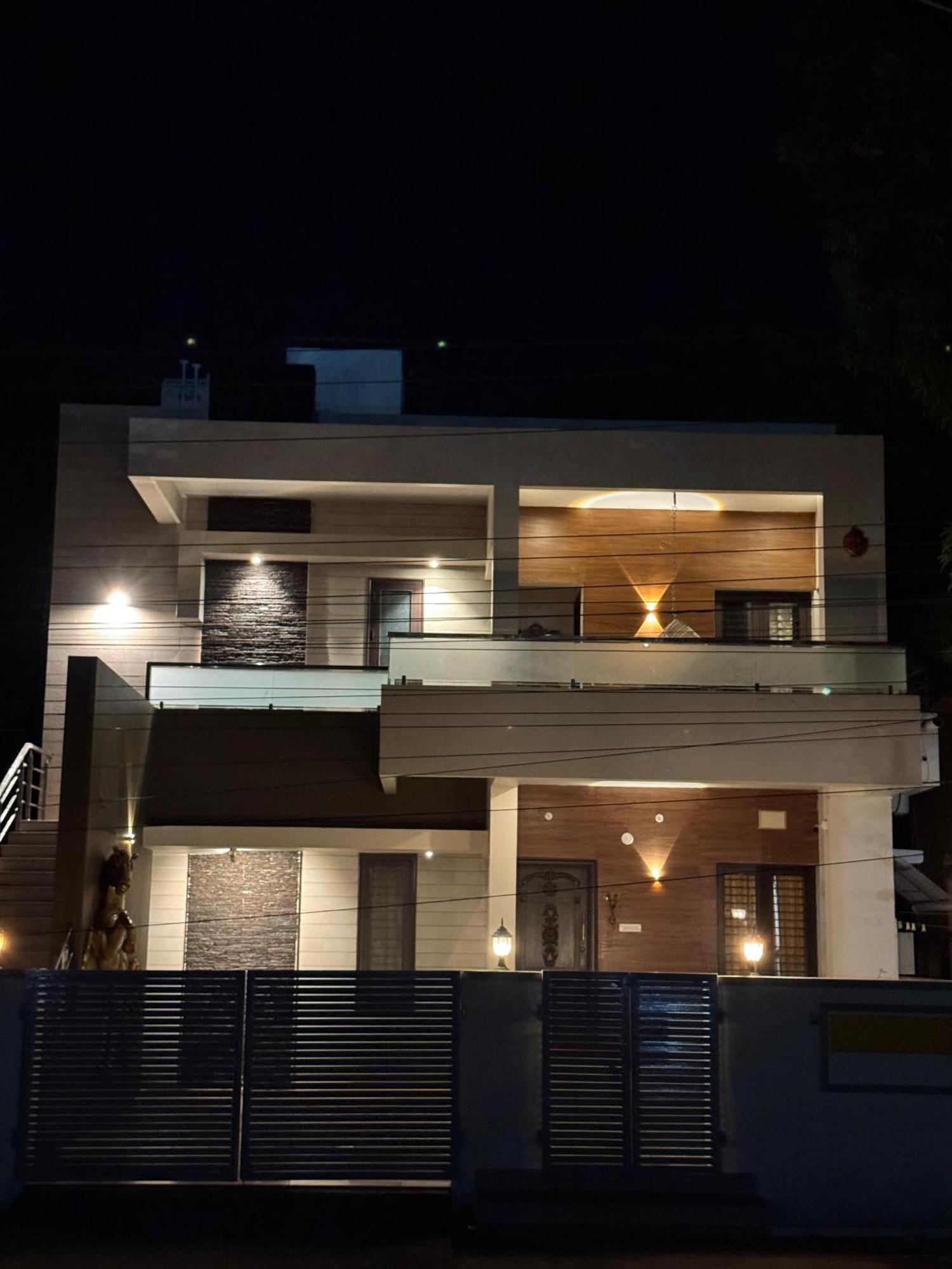 Home Stay At Sriram Villa Kumbakonam Extérieur photo